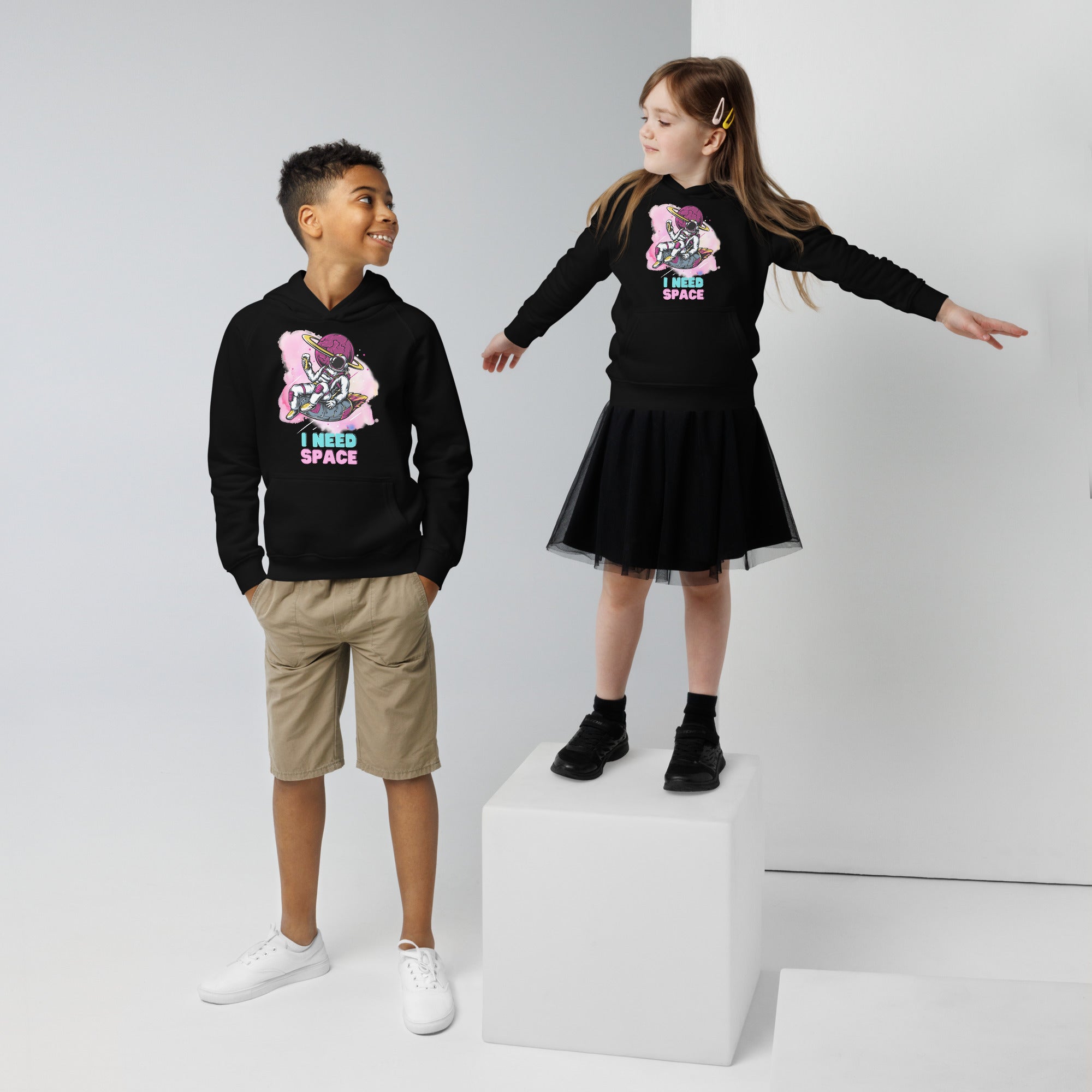 Kids eco hoodie - I Need Space