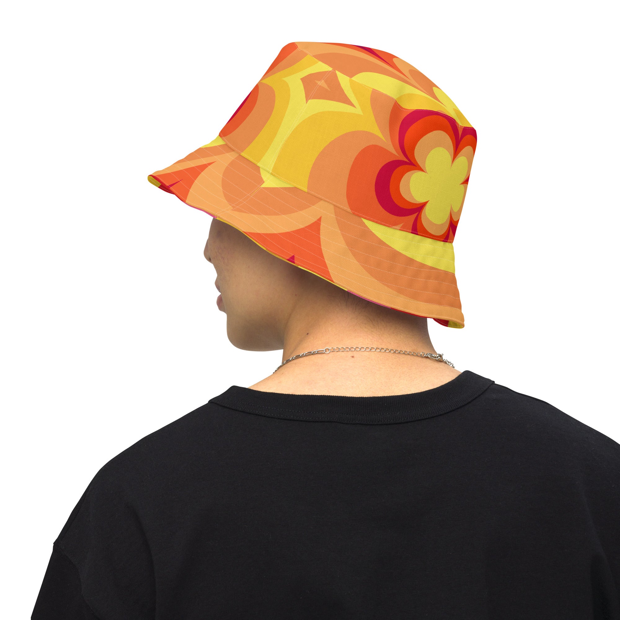 Reversible bucket hat